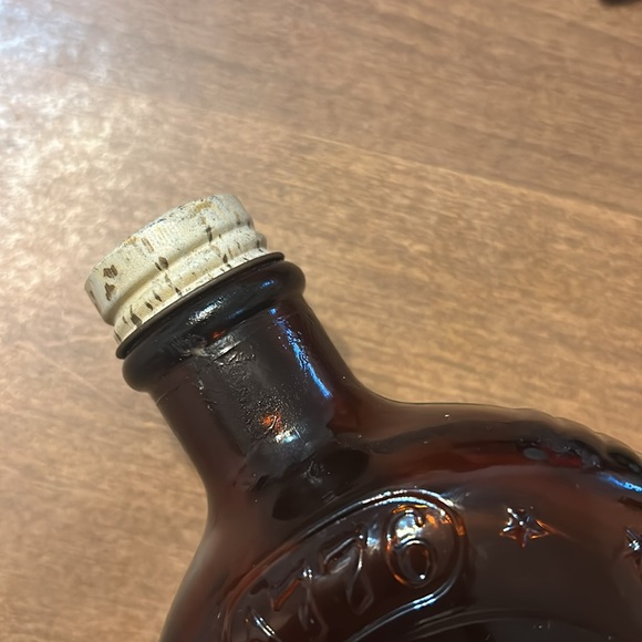 Vintage Log Cabin flask syrup bottle commemorating 1776-1976. - Picture 5 of 7